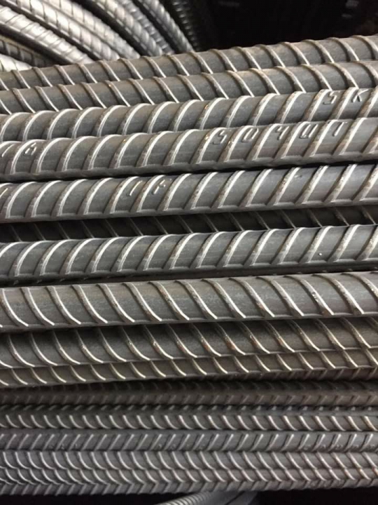 เหล็กข้ออ้อย 20 มม. X 10 ม.SD40 เต็มโรงใหญ่