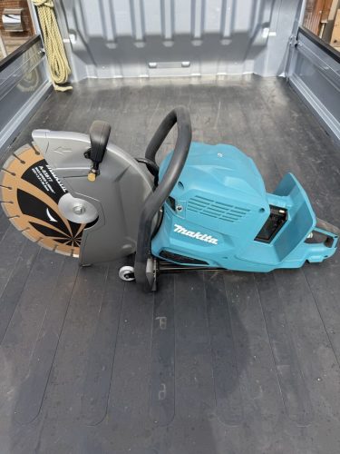 เครื่องตัดไฟ Makita CE001GN เฉพาะ Pick-up ที่ไม่ได้ใช้