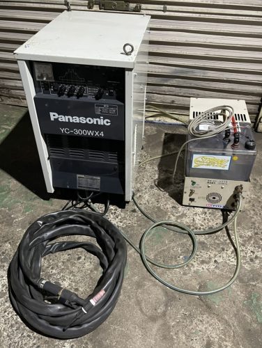 Panasonic AC/DCอินเวอร์เตอร์ควบคุมชีพจรเครื่องเชื่อมTIG YC-300WX4 ชุดระบายความร้อนด้วยน้ำ 300A Made in 2006 ถังเก็บน้ำMatsumoto Machinery 200V