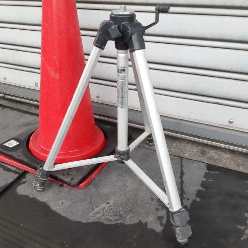 Yoki c294 Tajima ขาตั้งกล้องอะลูมิเนียมลิฟต์ (ELV-150) ปรับความสูงได้ความยาวรวม (ประมาณ 54-145 ซม.) เส้นผ่านศูนย์กลางเกลียว: 5/8 นิ้ว