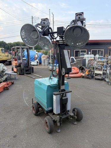 (สำหรับมืออาชีพ/ไม่มีกุญแจ) จริง 1046h Denyo Engine Generator Floodlight DA-3000SS Power Light Single Phase 100V 50Hz Floodlight Light Oil เมือง Chikusei จังหวัดอิบารากิ