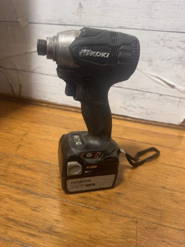 เริ่มไดร์เวอร์กระแทกไร้สาย Hikoki 18V (WH18DDL2) ตัวเครื่องหลักเท่านั้นยืนยันการทำงานของไดร์เวอร์กระแทกแบบชาร์จใหม่ได้