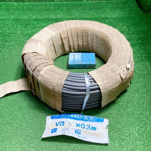 Mutsumi Hama e265 Onanba สายไฟกลมหุ้มไวนิล VR6 x 0.3mm2 ยาว 100ม. น้ำหนักประมาณ. 5.5กก