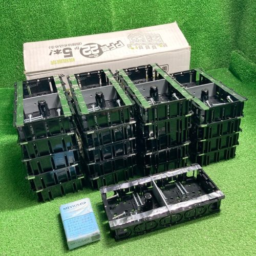 Mutsumi Hama e379 Mirai Kogyo กล่องสไลด์วงรี (SBG-4W) สำหรับ 4 ชิ้นพร้อมแม่เหล็กตรงกลางท่อที่ใช้ร่วมกันได้ [ท่อลูกฟูกชั้นเดียว TL ยืดหยุ่น/CD/PF (16/22)] รวม 20 ชิ้น