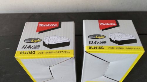 ถ่านไฟฉาย (Makita) BL1415G A-61466 ของแท้ไม่ได้ใช้ (ใหม่) 14.4V ชุด 2 ก้อน