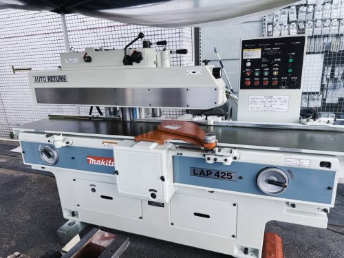 ตกแต่งใหม่และอยู่ในสภาพดี TMK (Makita) 400 มม. กบสองด้านมุมขวา LAP425 ข้อมูลจำเพาะใบมีดเปลี่ยนเครื่องยนต์ได้สามารถคืนอัตโนมัติได้การควบคุมความเร็วในการป้อนวัสดุ