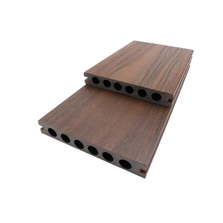 ไม้พื้น THAISUN LUXURY UH02 2.2x14.2x240 ซม. สีน้ำตาล