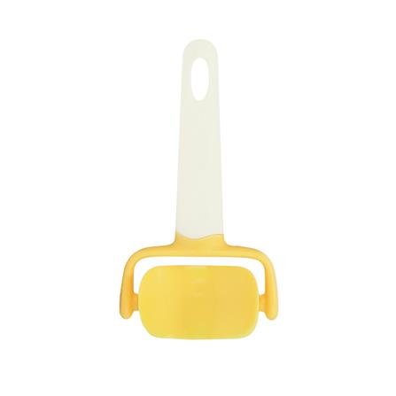 ลูกกลิ้งตัดแป้งกลม PENGUIN KSA14 สีเหลือง